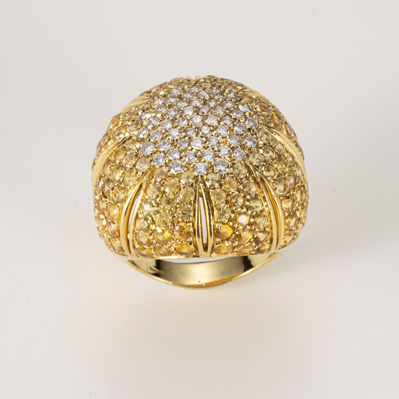 Damiani anello a cupola in oro giallo con diamanti e zaffiri
