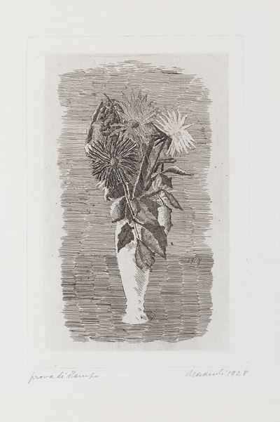 Fiori in un Vasetto Bianco