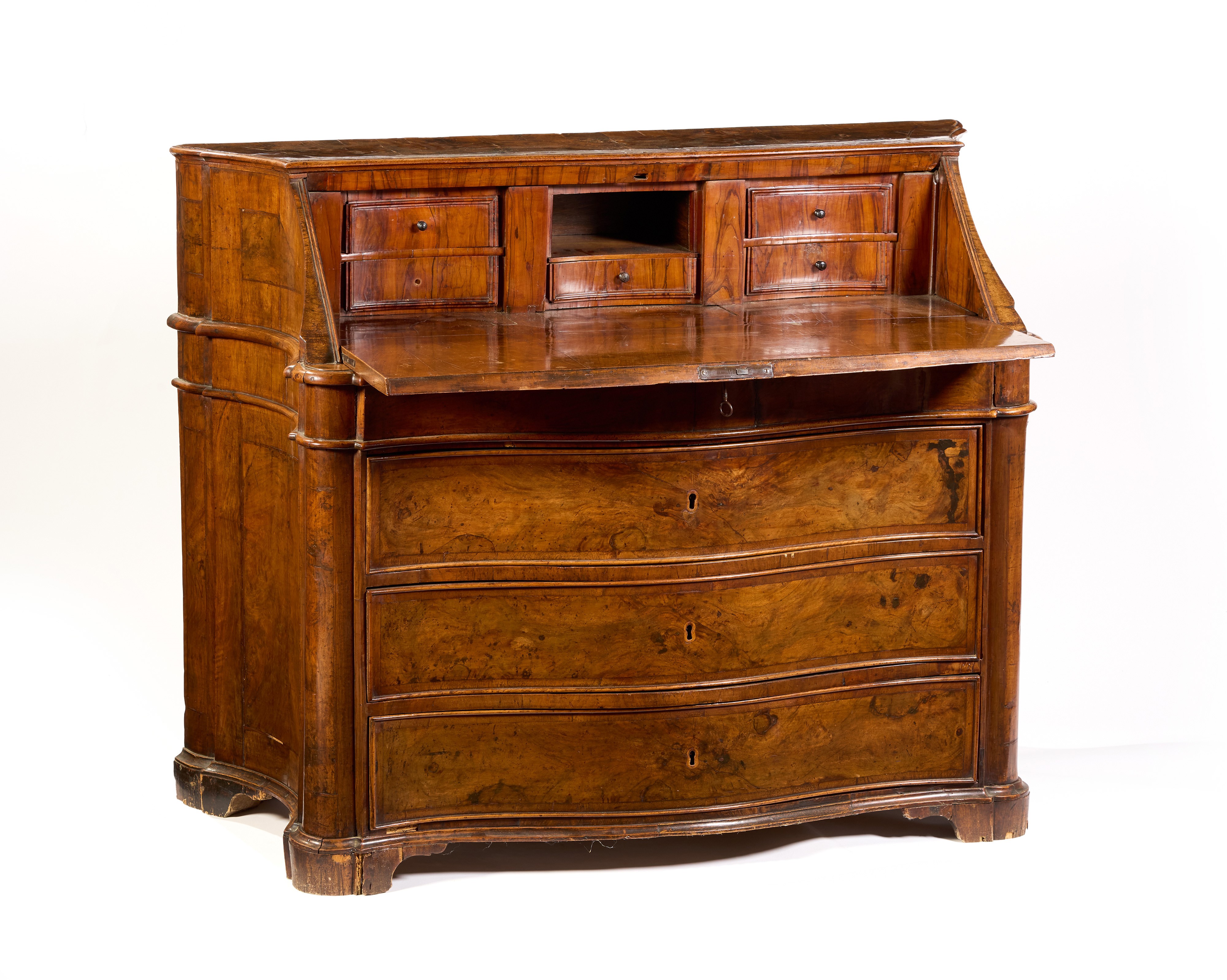 Ribalta in legno di noce e radica