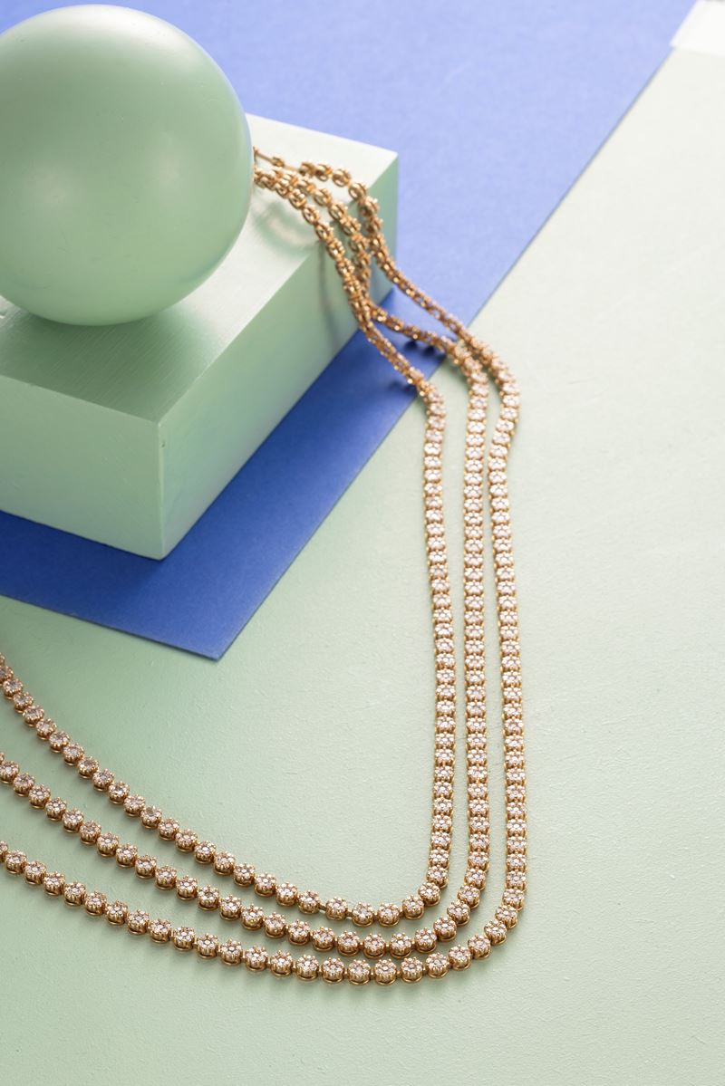 Importante collana in oro rosa e diamanti