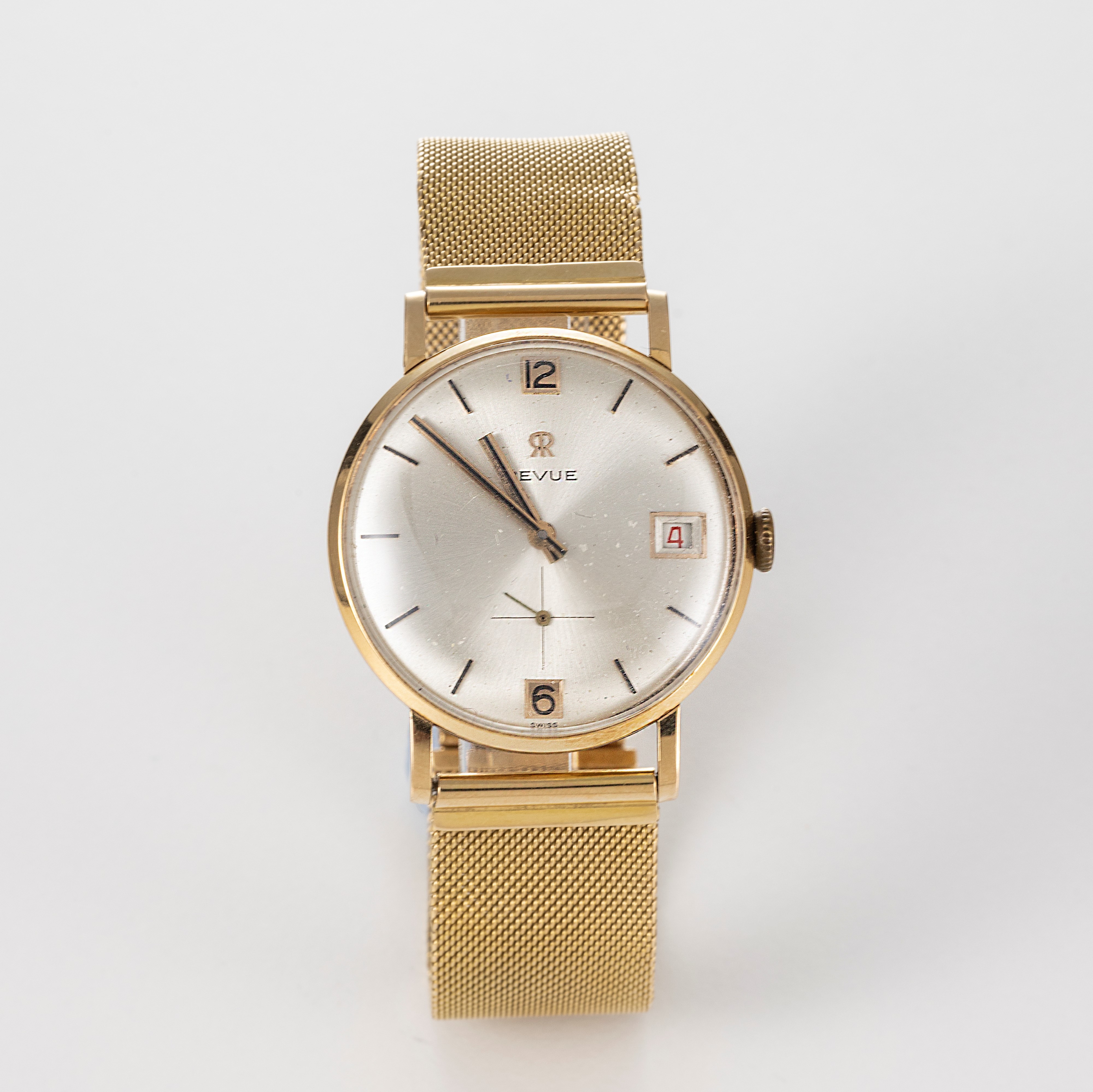 Revue orologio da polso in oro