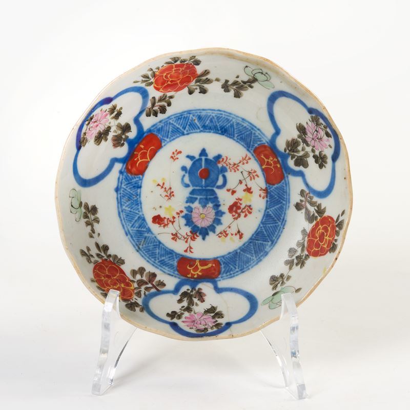 Piccola ciotola in porcellana policrona