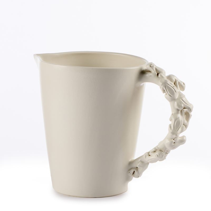 Caraffa in ceramica bianca