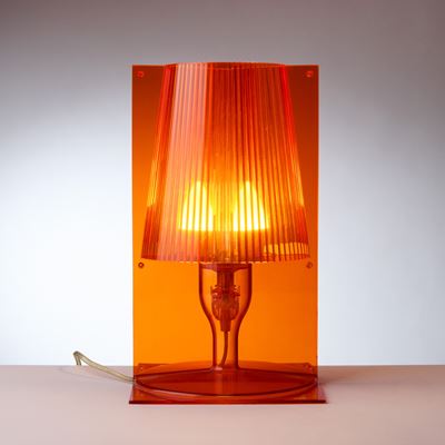 Lampada da Tavolo “take”