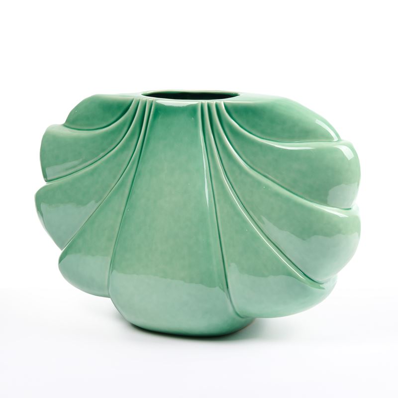 Grande vaso in ceramica verde a volute