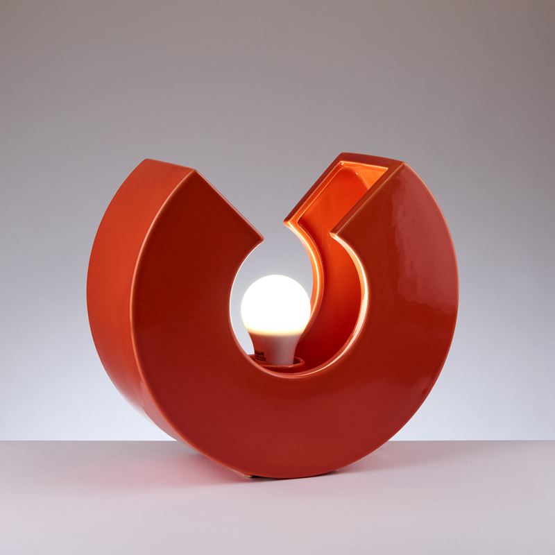 Lampada da tavolo in ceramica arancio