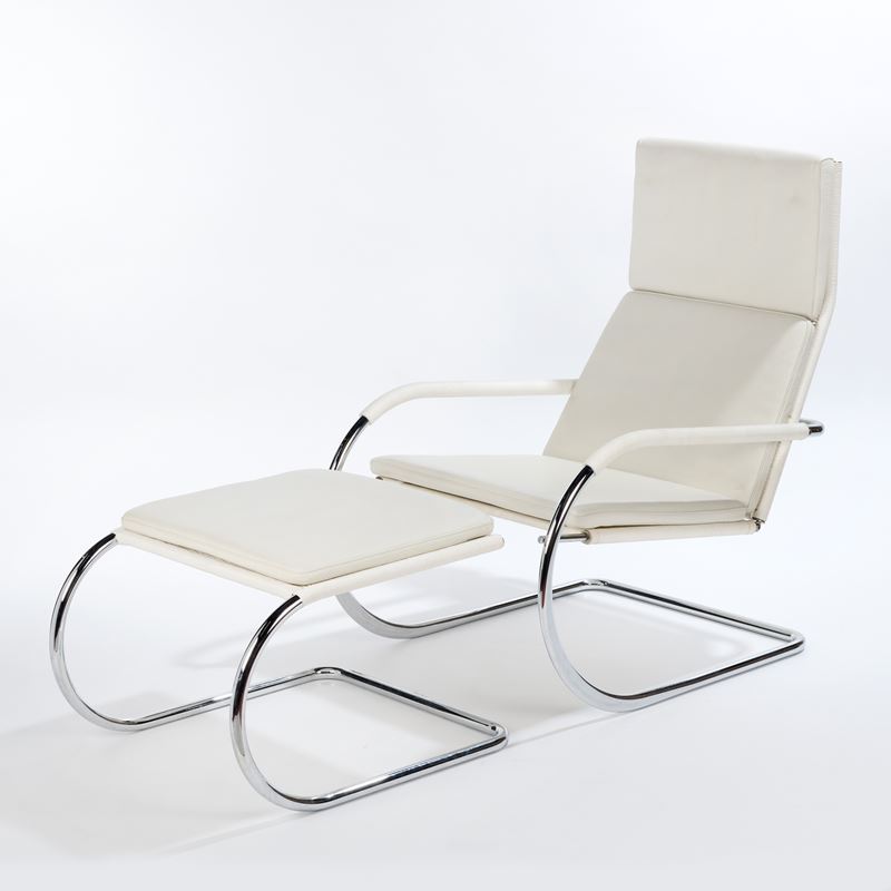 Poltrona con poggiapiedi "D351"