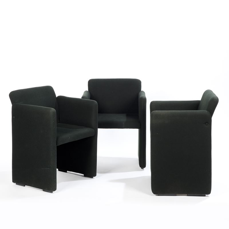 Tre Poltroncine Imbottite con Rivestimento in Tessuto