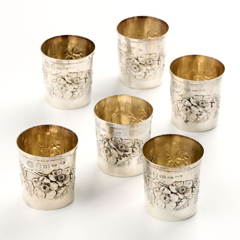 Brandimarte sei bicchieri cilindrici in argento