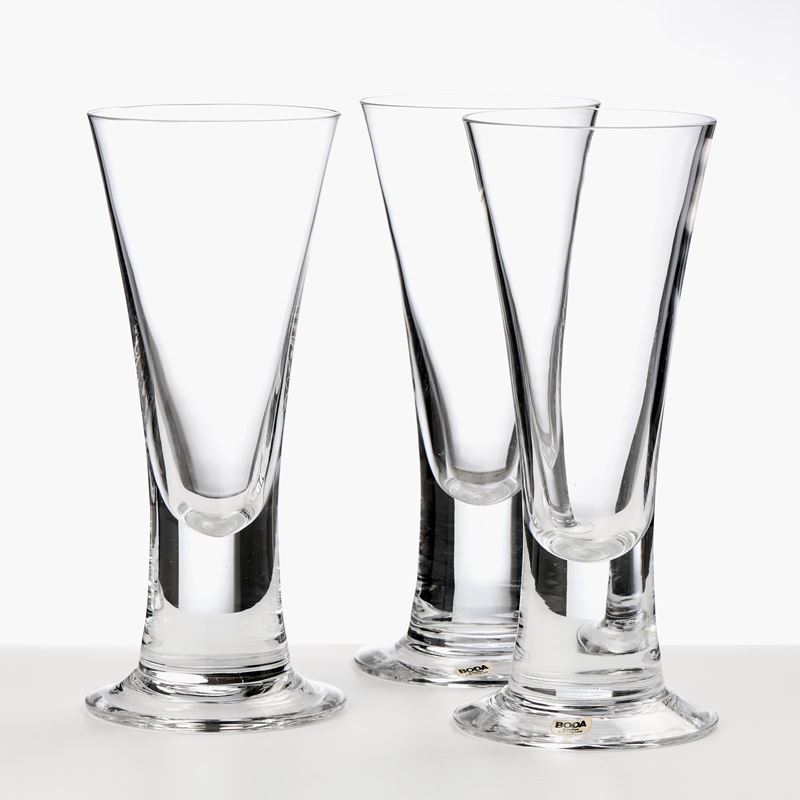 Boda diciotto calici da birra in vetro trasparente
