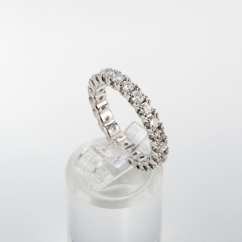 Veretta in oro bianco e diamanti