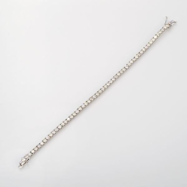 Bracciale tennis in oro bianco e diamanti