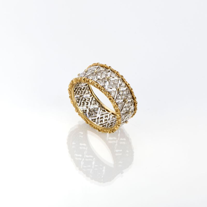 Buccellati anello a fascia traforata in oro giallo e bianco con diamanti