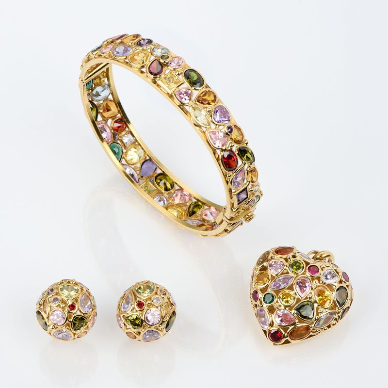 Parure in oro e pietre semipreziose