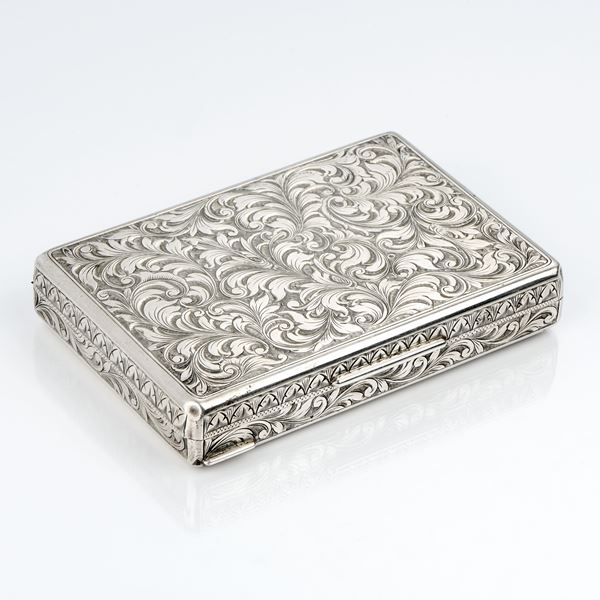 Trousse rettangolare in argento