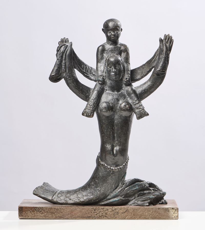 Sirenetta con putto sulle spalle