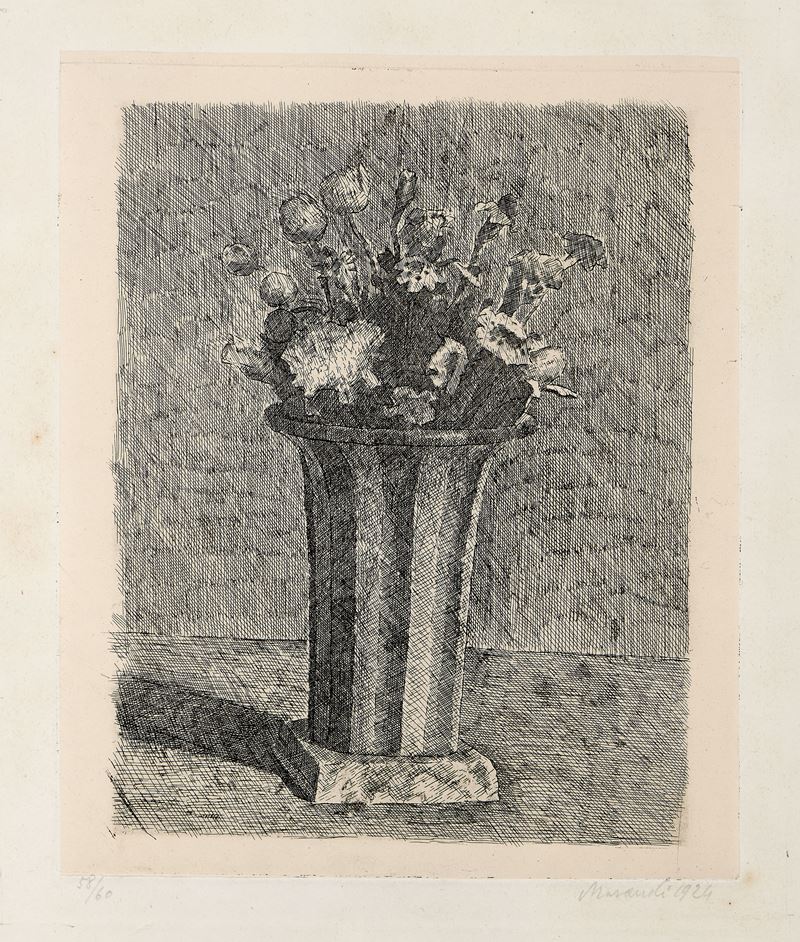 Vaso a strisce con fiori