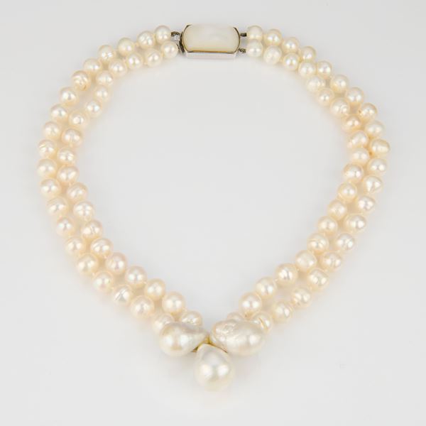 Collana a due fili di perle di fiume