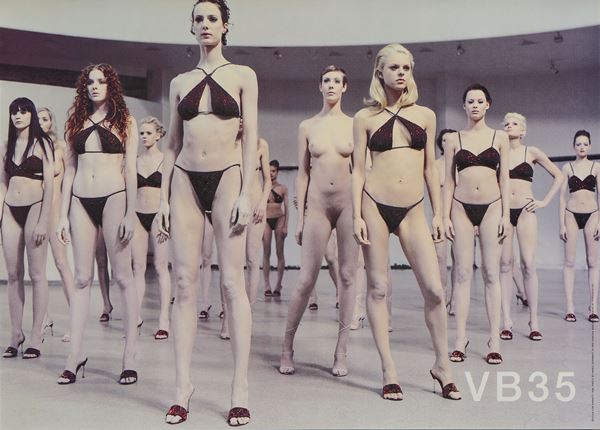 Vanessa Beecroft : VB 35 - Show  (1998)  - Stampa offset - Auction Paintings, Drawings, Sculpures and Multiples - Casa d'aste Farsettiarte
