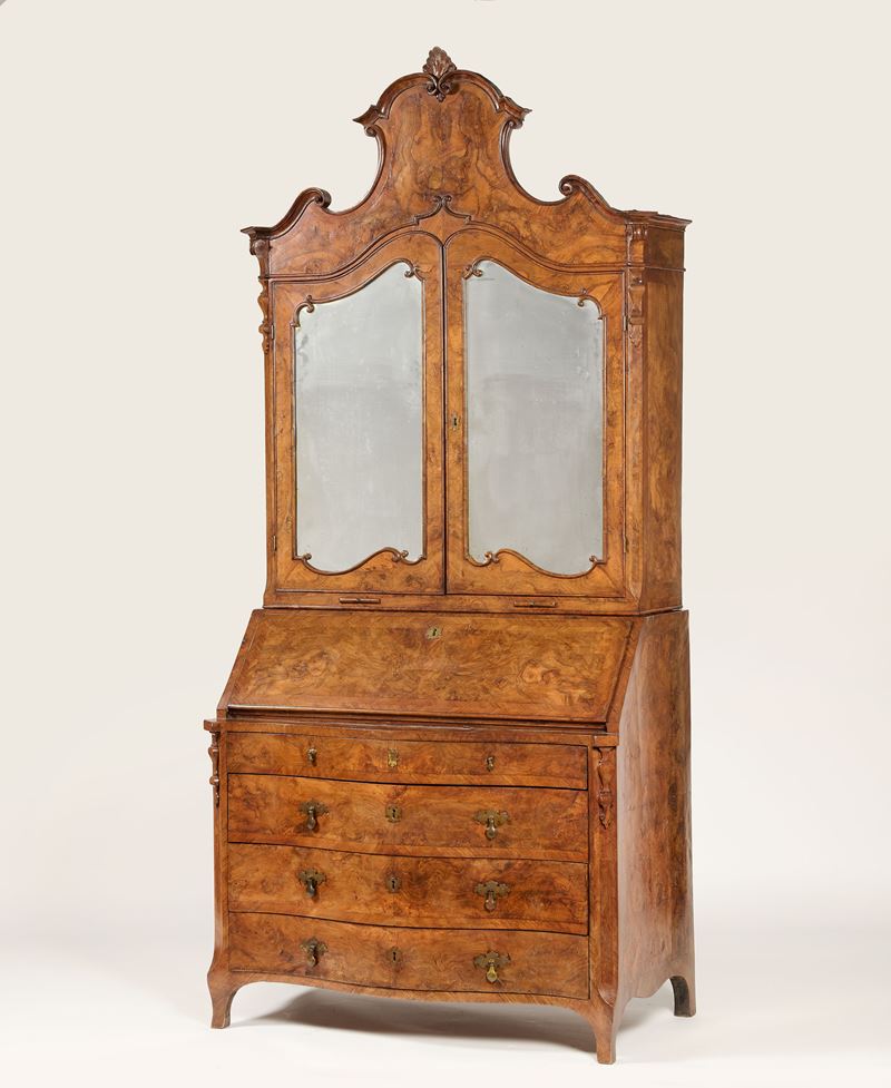 Trumeau lastronato in radica e listra di noce