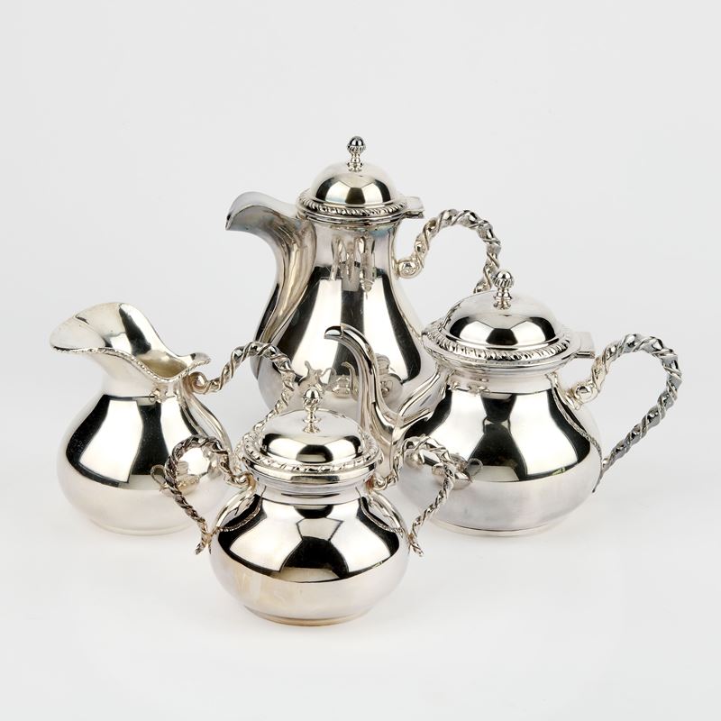 Servizio da tè e caffè in argento