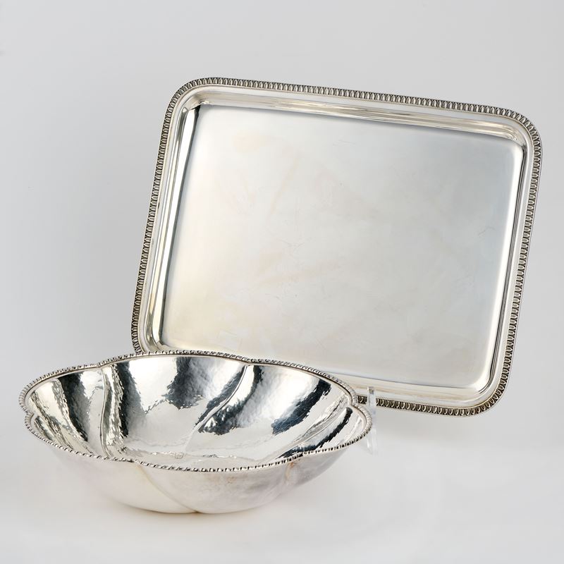 Vassoio e ciotola in argento