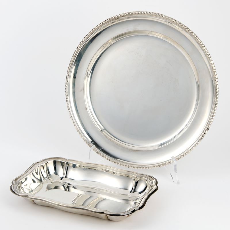 Piatto e vaschetta in argento