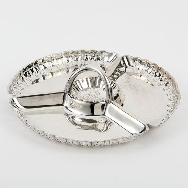 Tiffany centrotavola (o antipastiera) rotondo in argento  - Auction Silver - Casa d'aste Farsettiarte