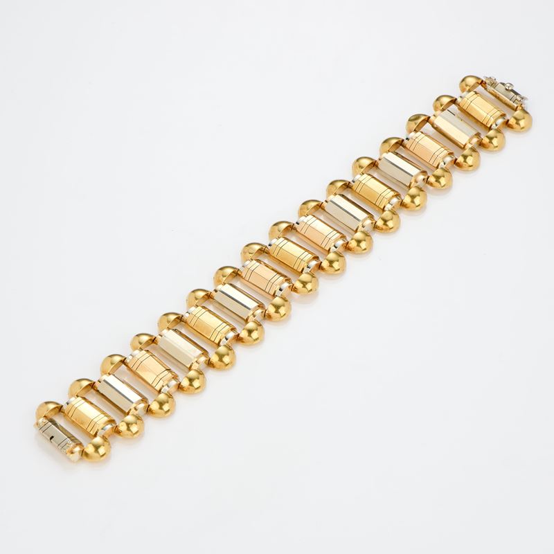Bracciale tank a maglie ovoidali in oro giallo, bianco e rosa, 1940 ca.