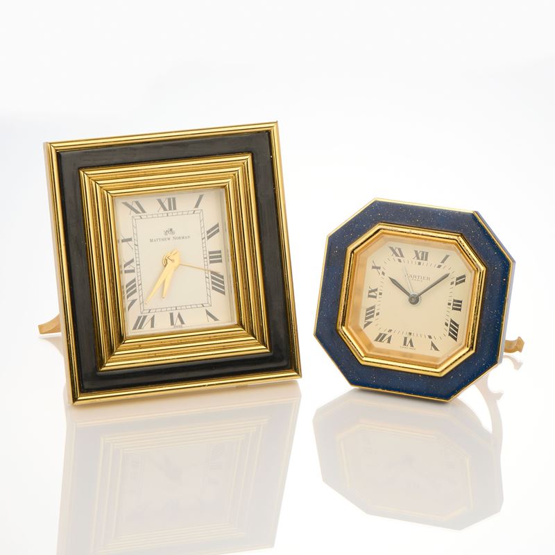 Due sveglie da tavolo