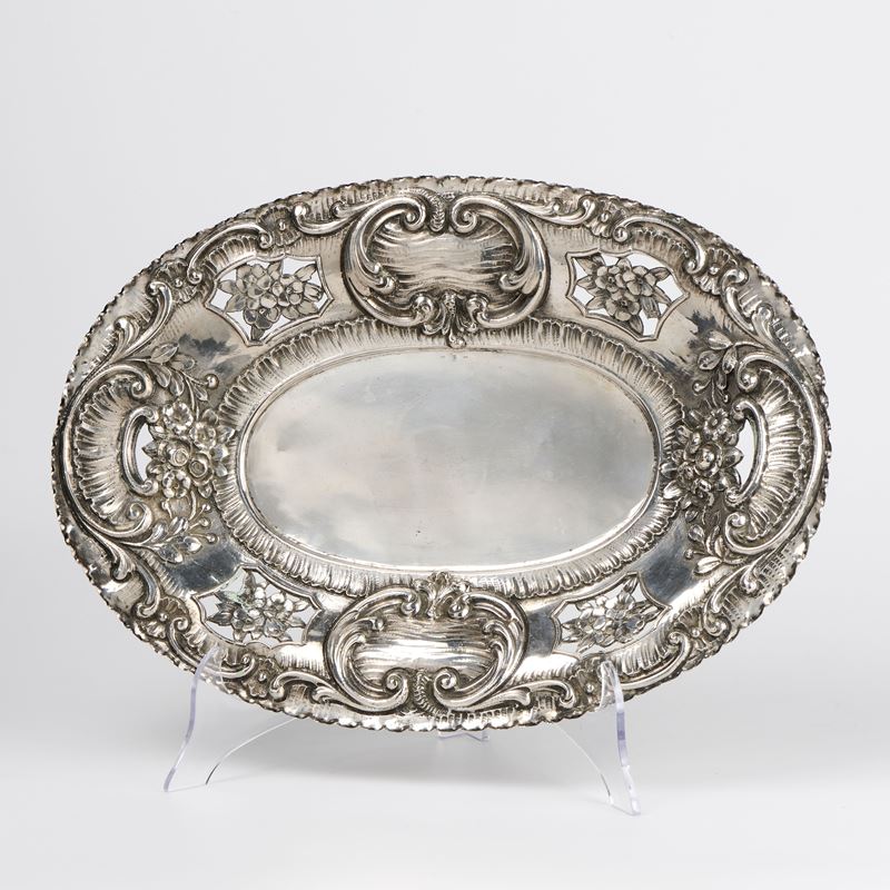 Vassoio ovale in argento