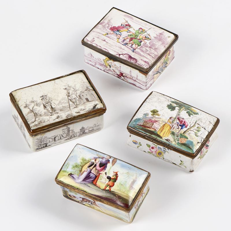 Quattro scatoline rettangolari in porcellana