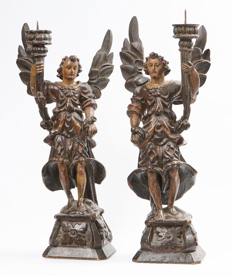 Due Angeli reggitorcia