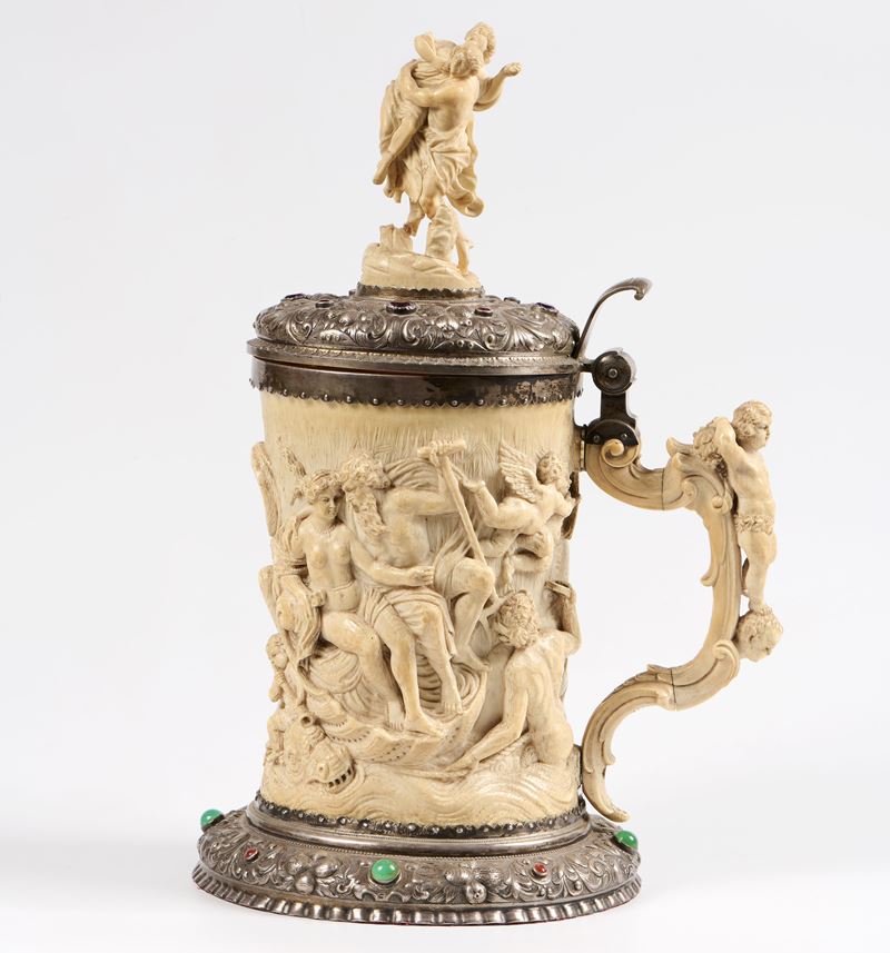 Importante tankard in avorio e argento
