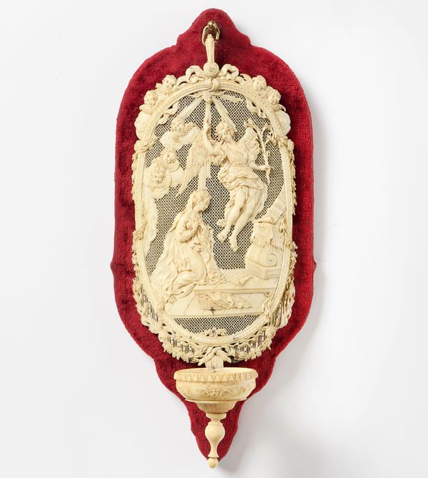 Acquasantiera da parete in avorio  - Asta Dipinti Antichi - Casa d'aste Farsettiarte