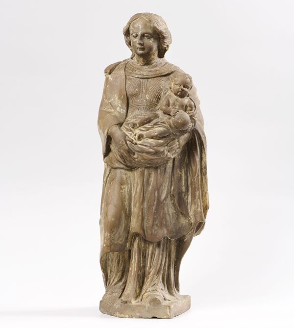 Scuola lombardo-veneta inizio XVII secolo : Madonna col Bambino  - Scultura in pietra arenaria - Asta Mobili e Sculture Antiche - Casa d'aste Farsettiarte