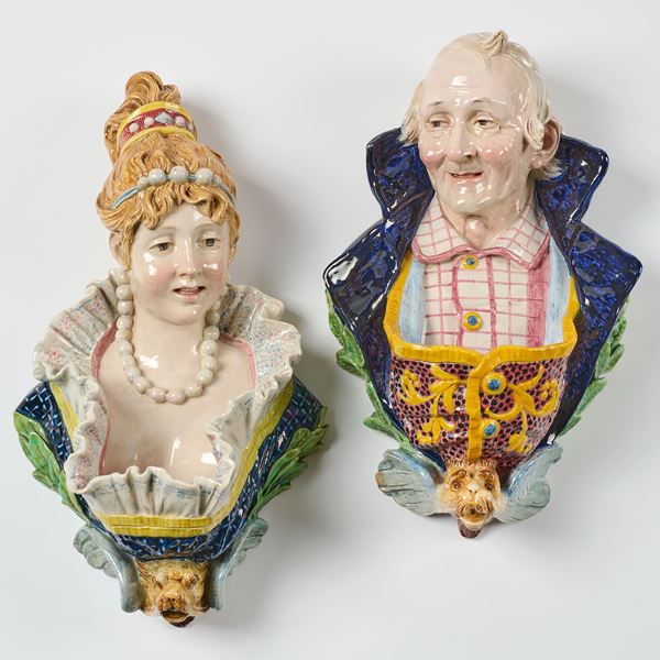 Ginori due sculture-portafiori da parete in ceramica policroma  - Asta L'Arte della Tavola - Casa d'aste Farsettiarte