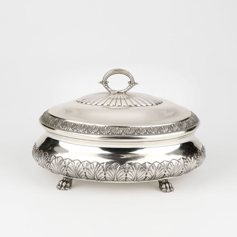 Legumiera in argento