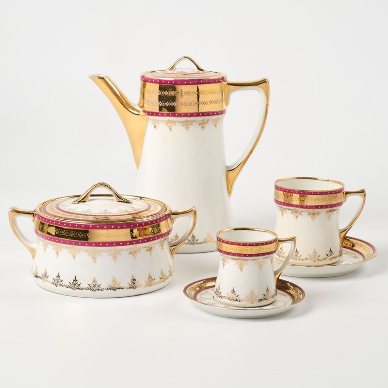 Servizio da tè e caffè in porcellana