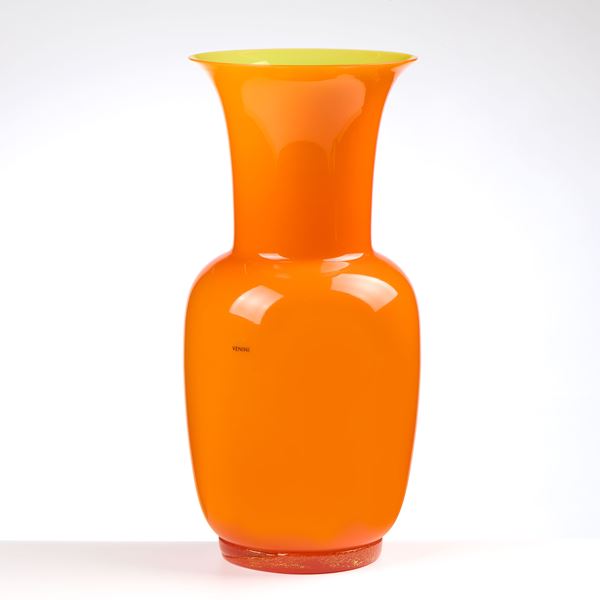 Venini "Opalino" vaso in vetro arancio, Murano