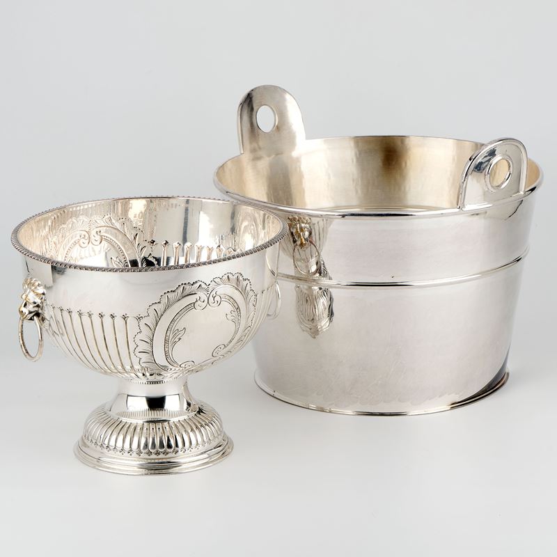 Secchiello per ghiaccio e bowl centrotavola in metallo argentato, dimensioni 27x34 cm e 21x27 cm