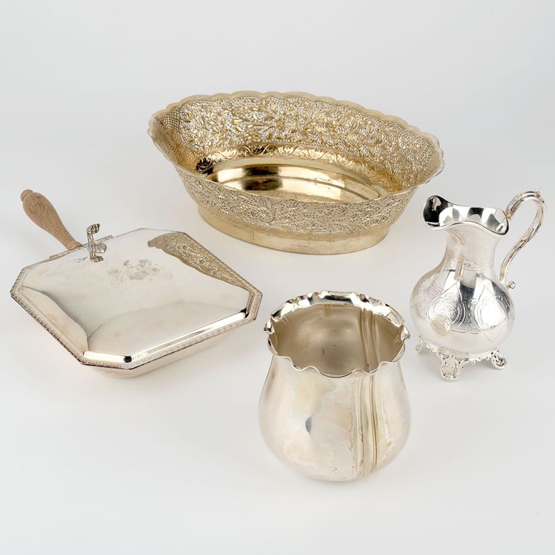 Quattro oggetti vari in Sheffield