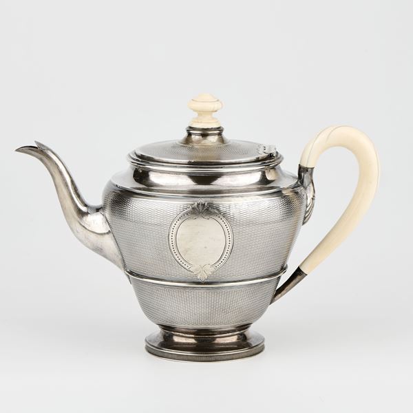 Caffettiera in argento  - Asta L'Arte della Tavola - Casa d'aste Farsettiarte
