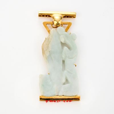 Fermatura per collana multifilo in oro con centrale in giadeite