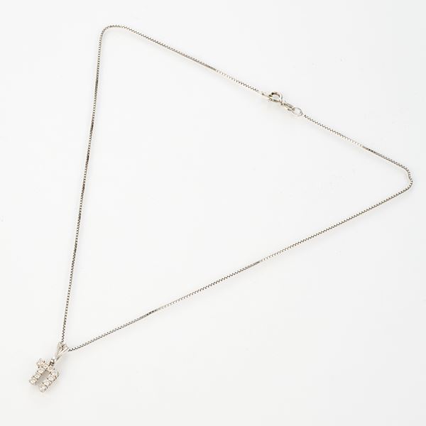 Catenina argento con pendente Chai in oro bianco e diamanti