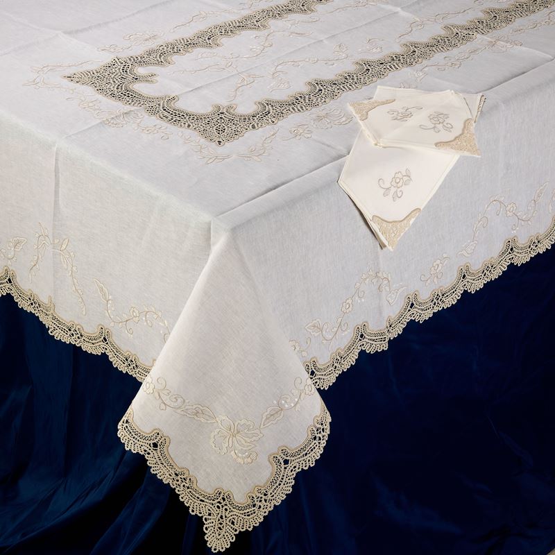 Tovaglia in bisso di lino con dodici tovaglioli