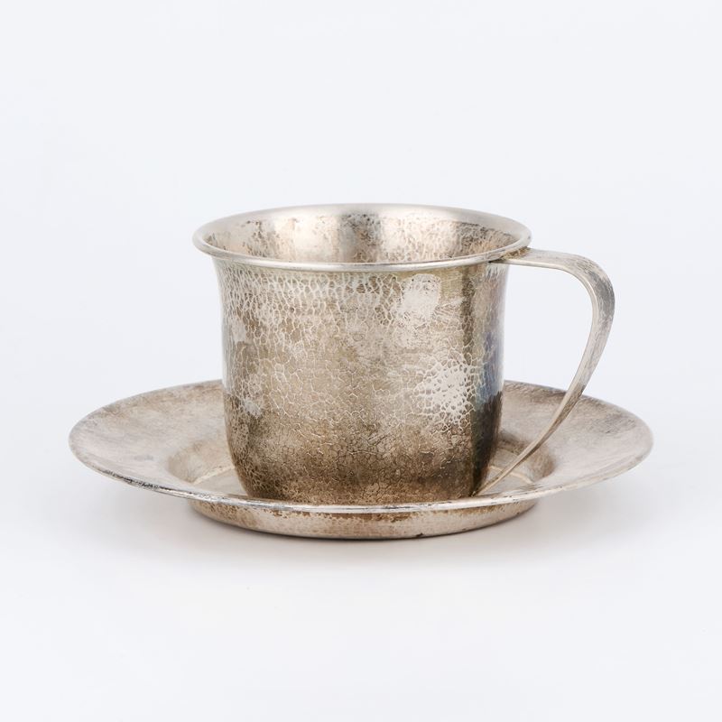 Tazza con piatto, argento, cm 8 h e cm 17,5 ø