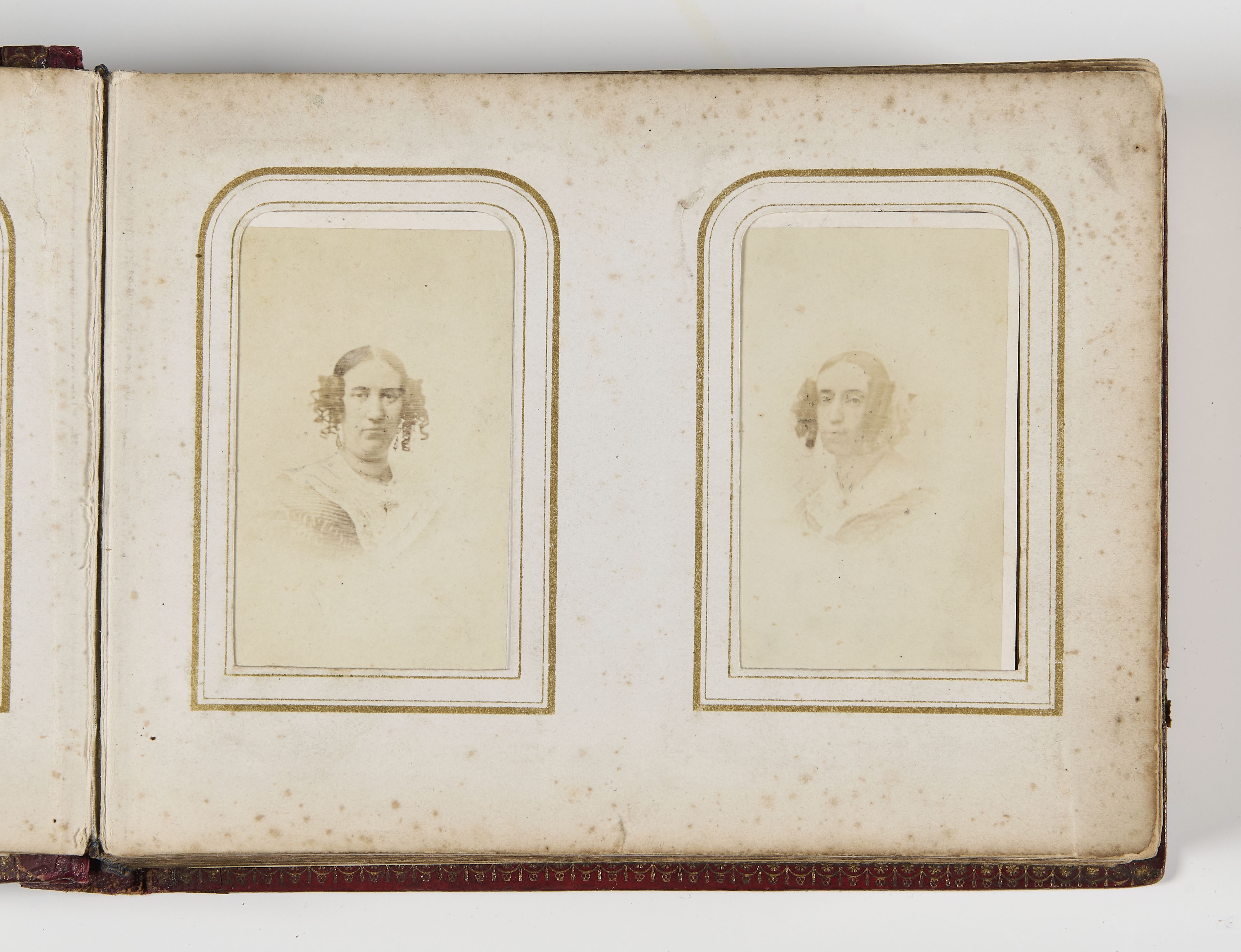 Album di carte de visite di una famiglia franco-belga, 1870-80