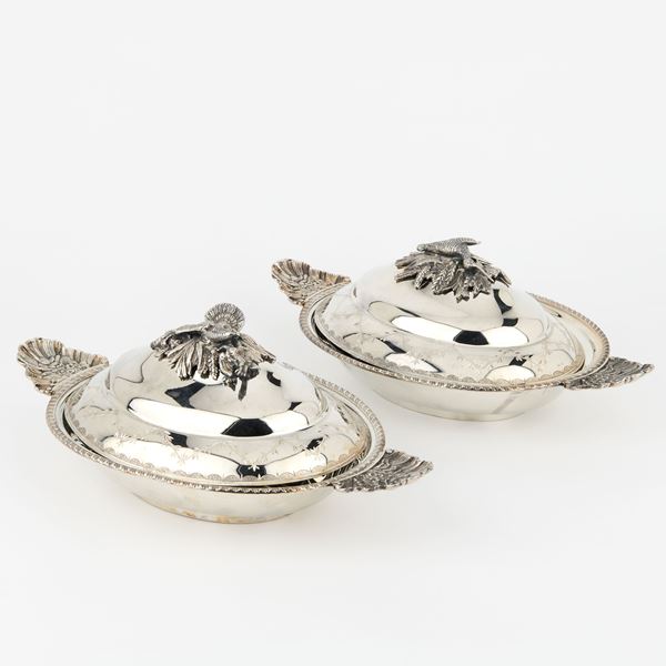 Coppia di legumiere in argento
