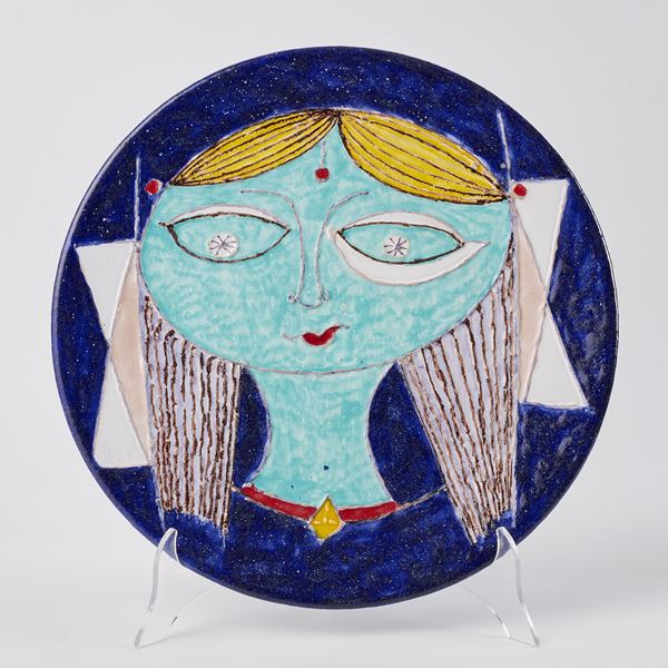 Uberto Zannoni - Grande piatto con decoro raffigurante volto femminile